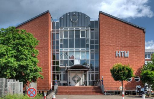 Saarbrucken_Hochschule_f%C3%BCr_Technik_und_Wirtschaft_d._Saarlandes_%28HTW%29_01.jpg